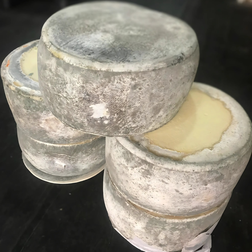 Eski Kaşar (1 Kg)