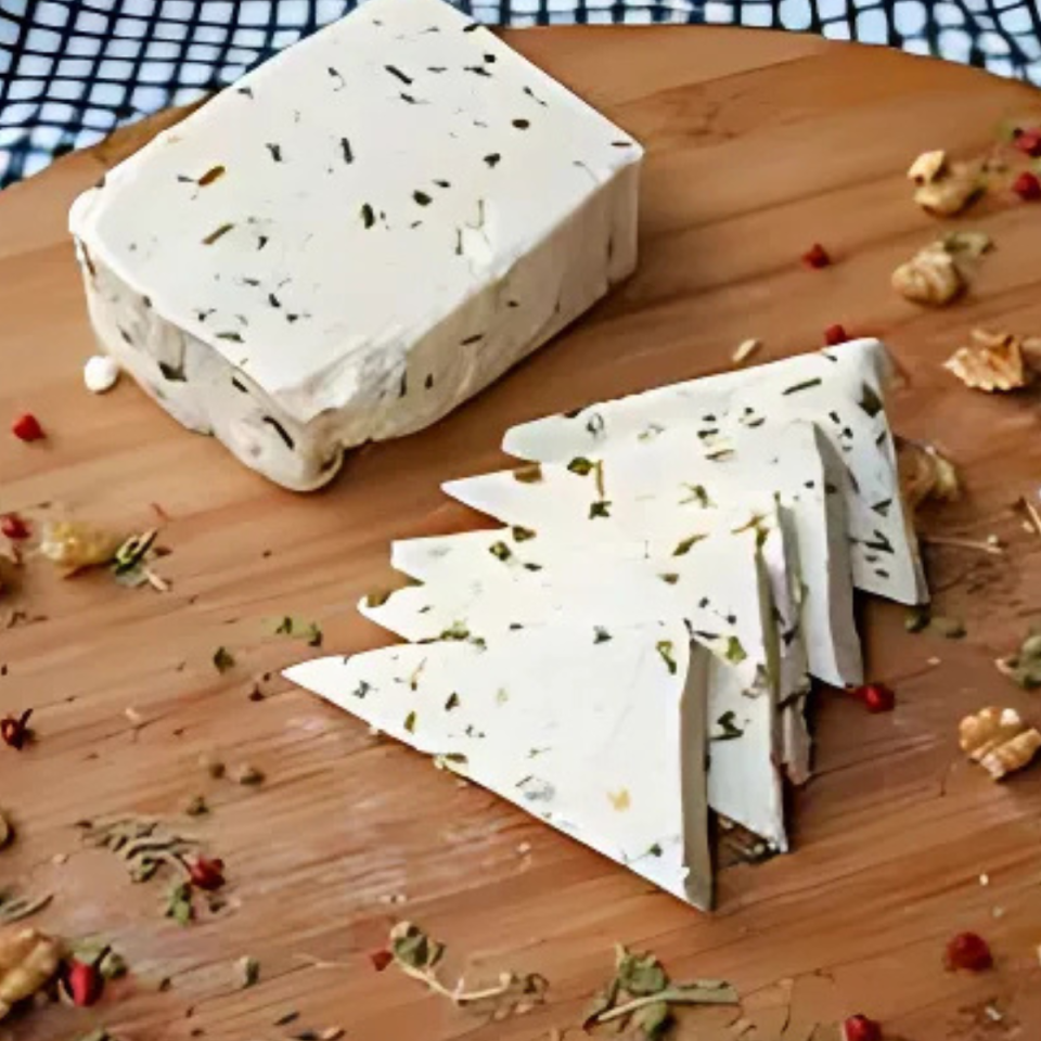 Otlu Beyaz Peynir ( 400 Gr)